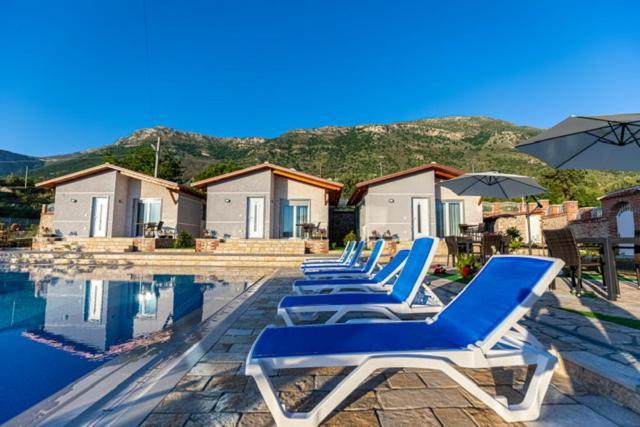 Llano * Vlore
